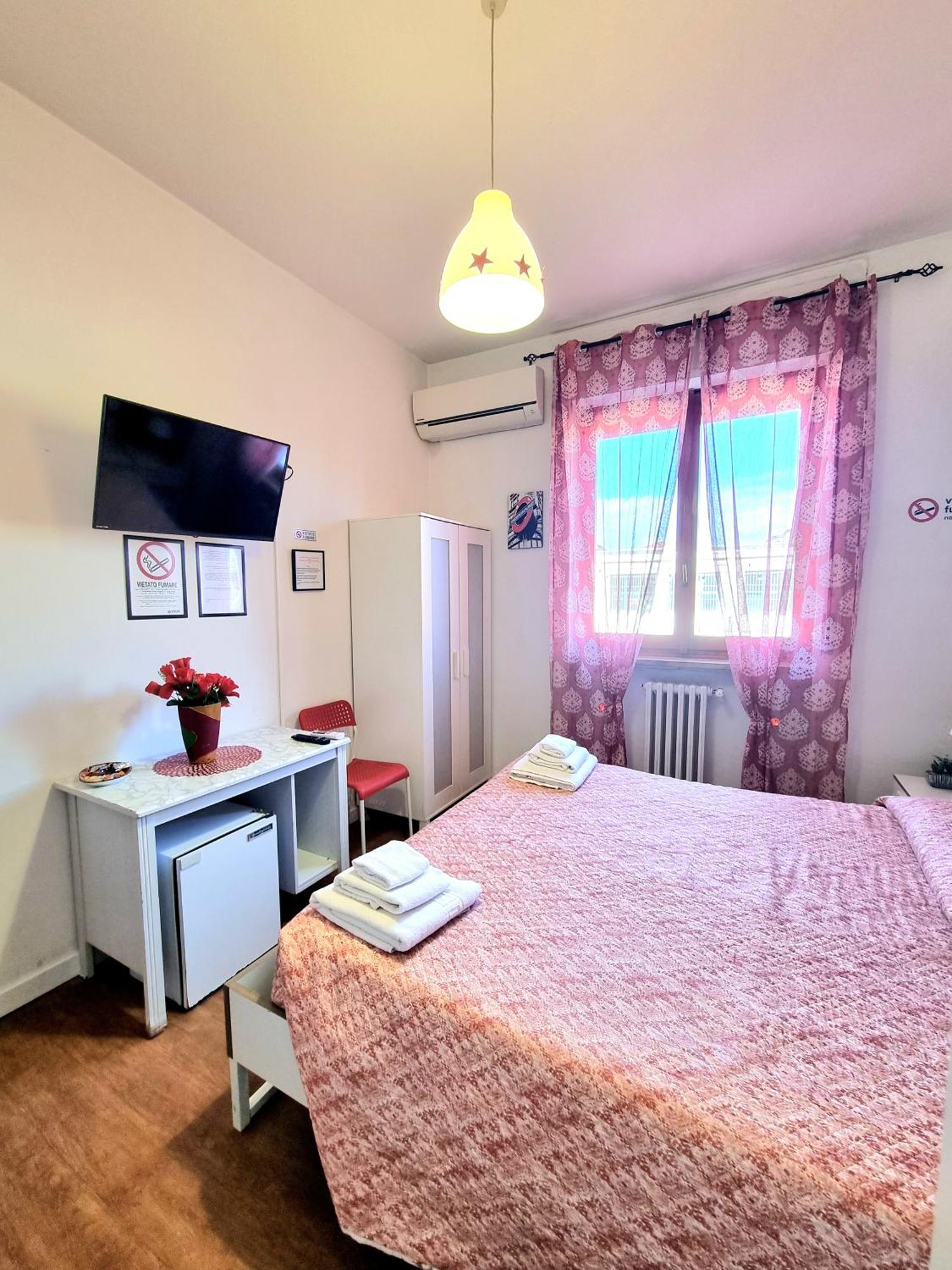 B&B Italo House Opera Oda fotoğraf